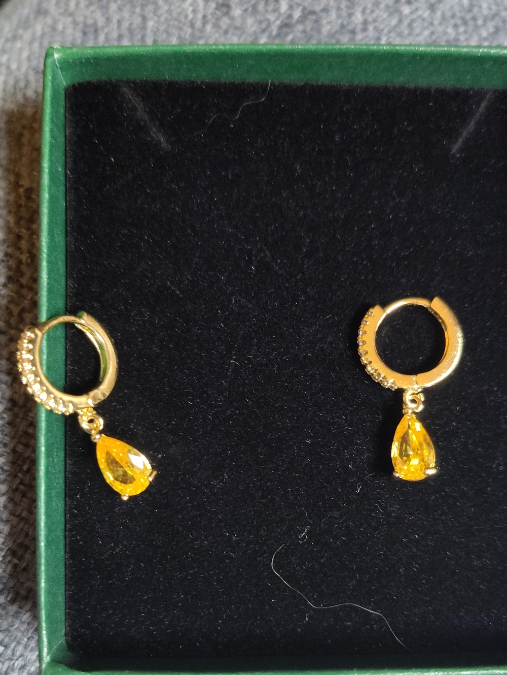 Fashion Jewelry Gold Hoops with Yellow Teardrop Stones NWT